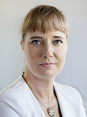 Sabina Lindström, osastopäällikkö, ylijohtaja Verkko-osasto