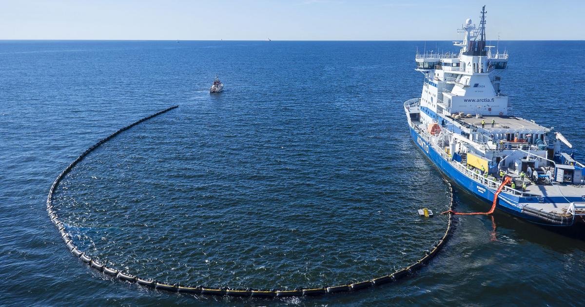 Arctian Kontio öljyntorjuntaharjoituksessa. (Kuva: Arctia Oy, MIka Huisman)