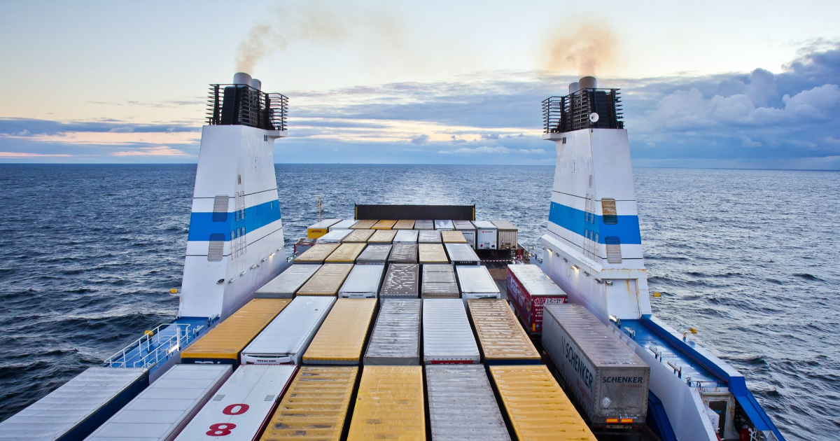 A cargo ship on the Baltic Sea (Photo: Alex Marakhovets / Shutterstock)