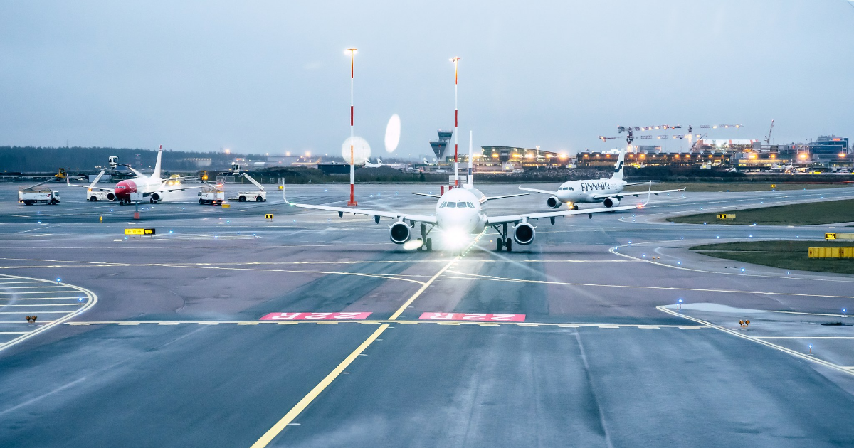 Flygplan i slutet av landningsbanan. (Bild: Subodh Agnihotri / Shutterstock)