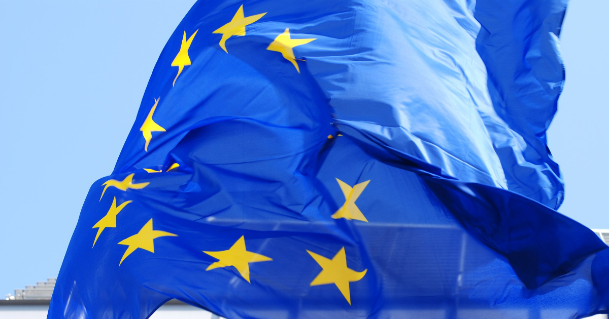 Liehuva EU-lippu (Kuva: Shutterstock)