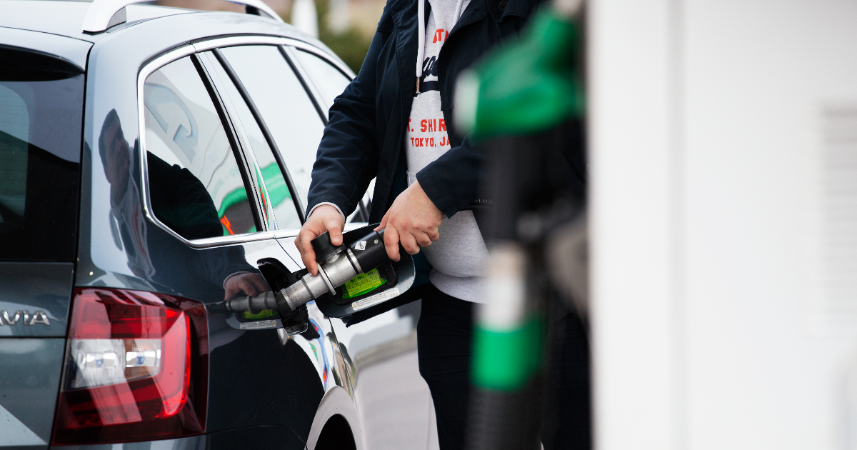 Kaasuauton tankkaus. (Kuva: Katri Lehtola, Keksi/LVM)