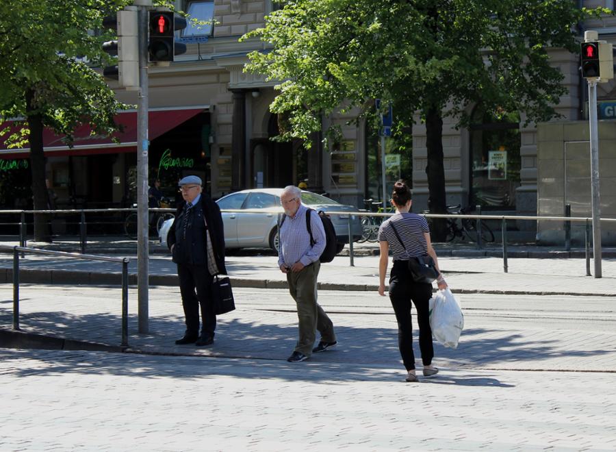 Pedestrians (Photo: Ministry of Transport and Communications)