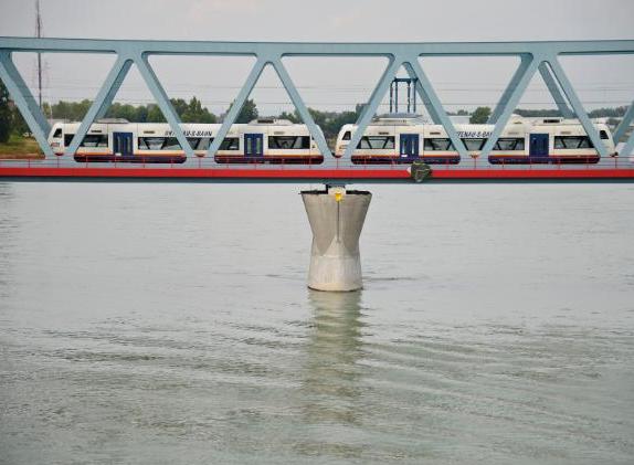 Juna sillalla (Kuva: Euroopan komissio)