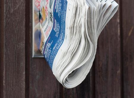 Sanomalehti postilaaktikossa (Kuva: Rodeo)