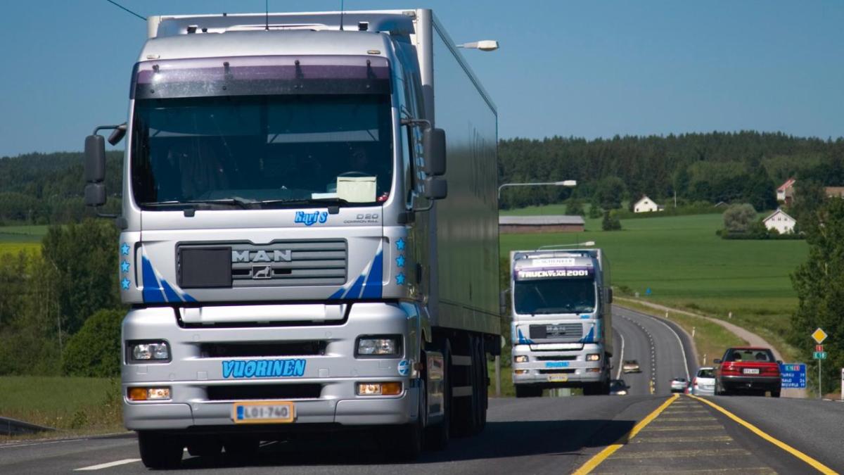 Raskas liikenne (kuva Rodeo)