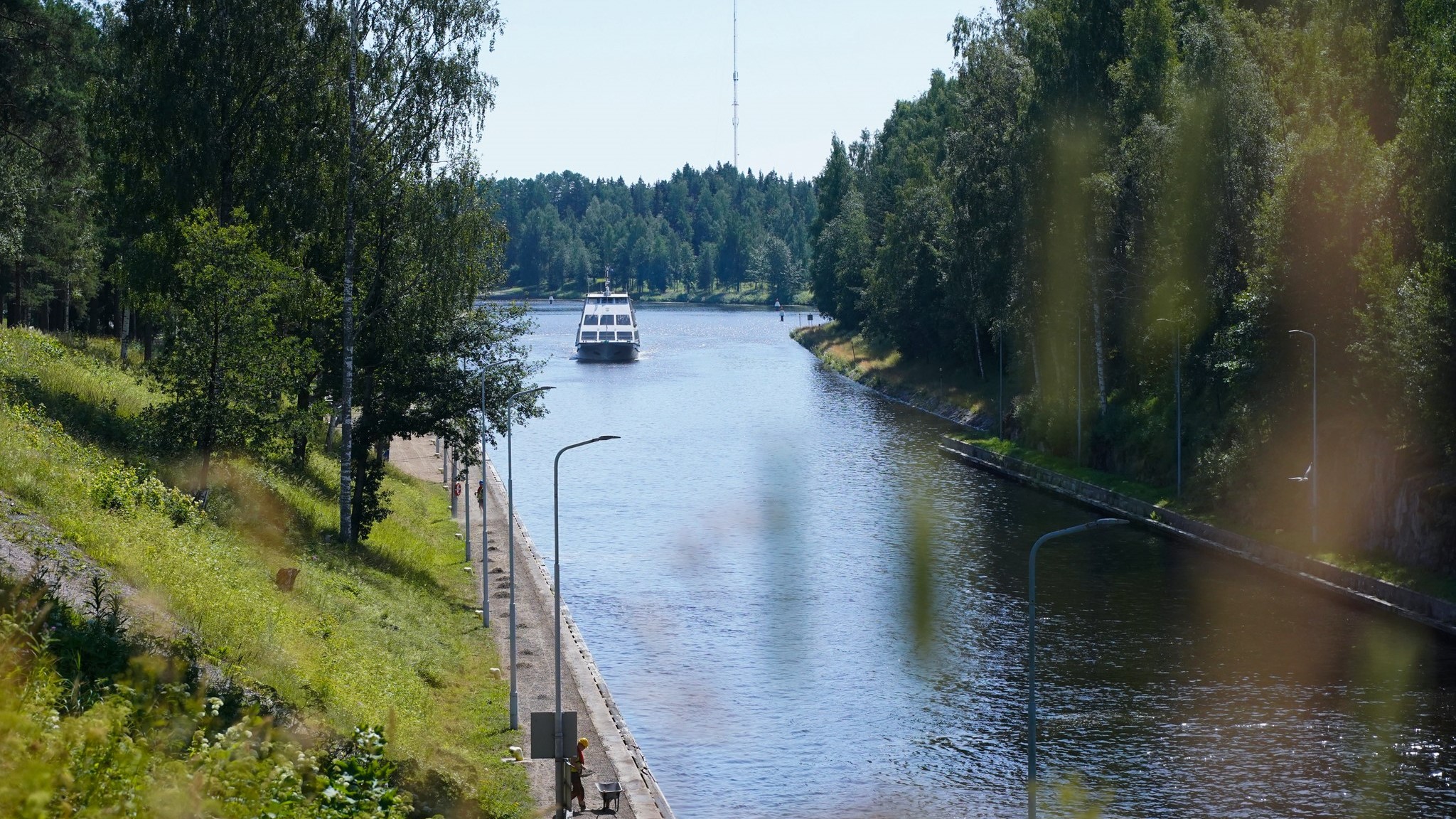 Matkustajavene Saimaan kanavalla kesällä 2021 (Kuva: LVM)