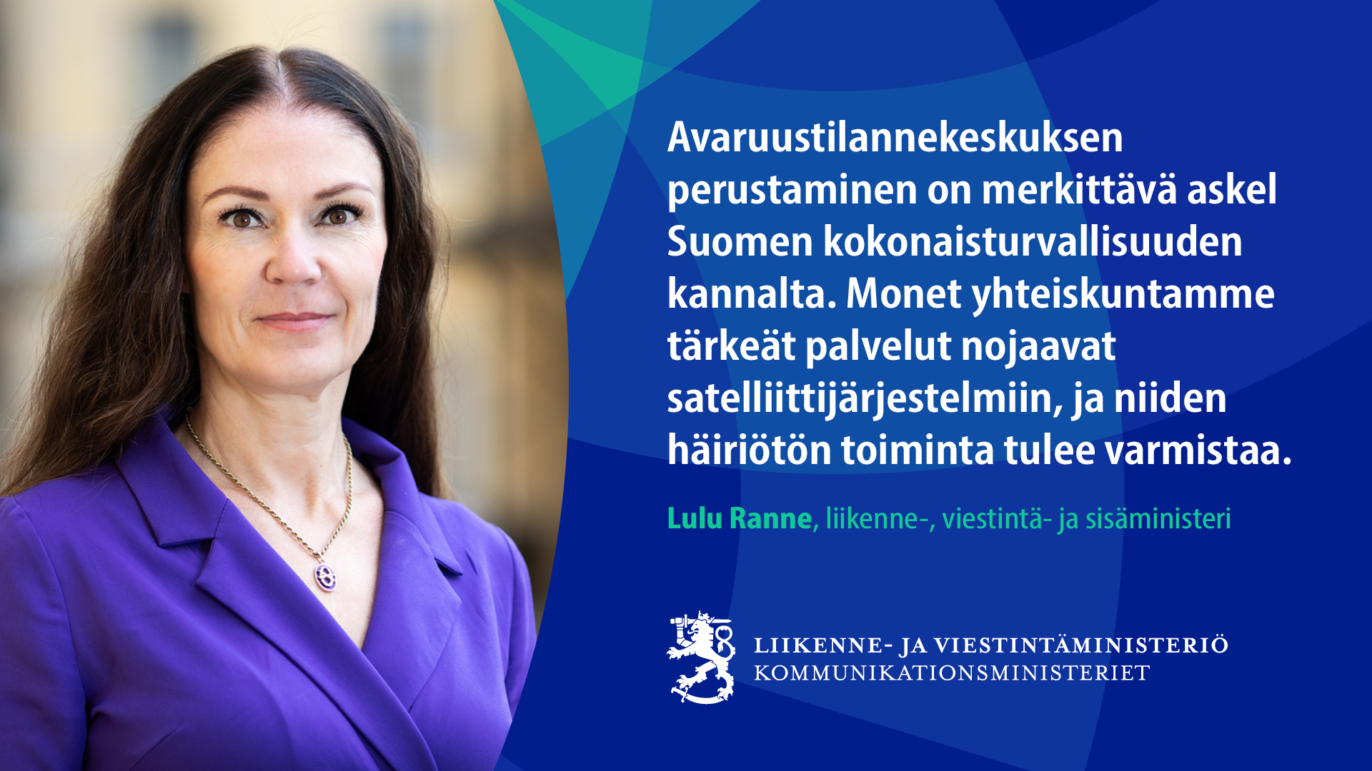 Liikenne-, viestintä- ja sisäministeri Lulu Ranne (Kuva: Fanni Uusitalo/VNK)