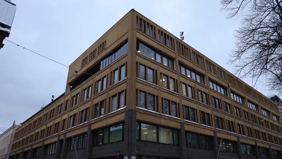 Kuvassa rakennus, joka sijaitsee osoitteessa Kirkkokatu 12